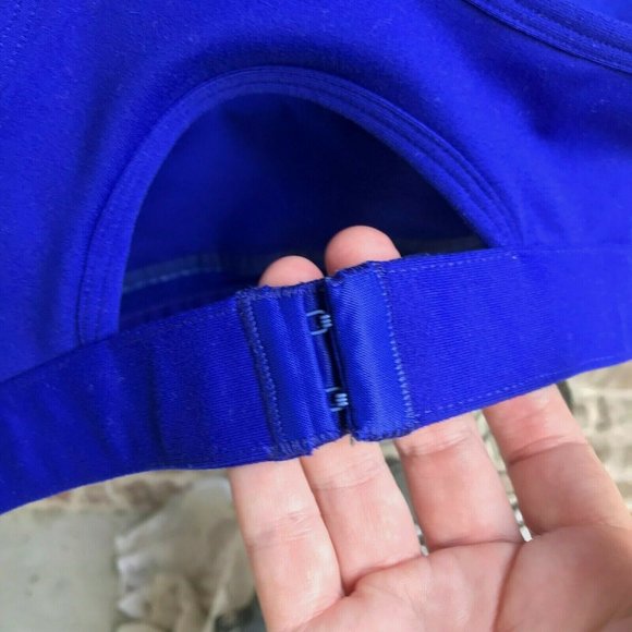 Fabletics Sylvia Sports Bra Size XXS Racerback Sapphire Blue High Impact - Picture 6 of 11